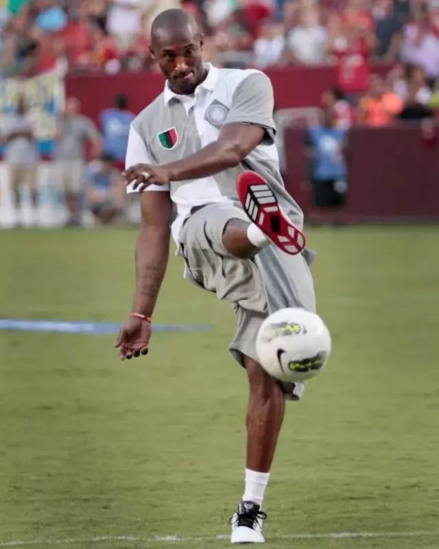 德乙前瞻：波鸿近期强势反弹，德累斯顿9轮不胜（德乙前瞻：波鸿强势回暖，德累斯顿陷入九轮不胜）