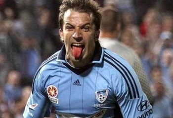 利物浦取胜后，斯洛特领悟三大用人关键，萨拉赫非铁打主力已成现实