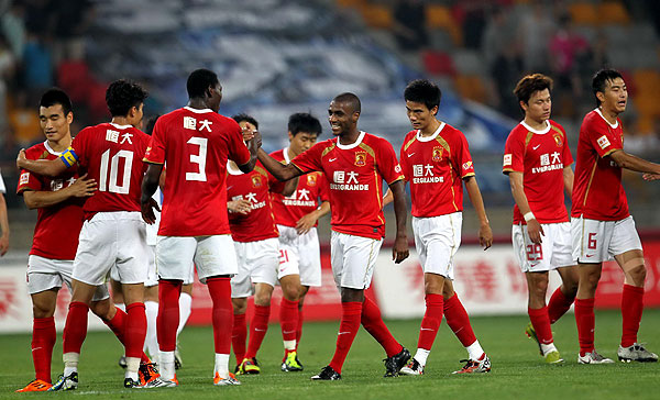 塞内加尔主帅：帕普-萨尔被撞了一下不太舒服，但不是大问题