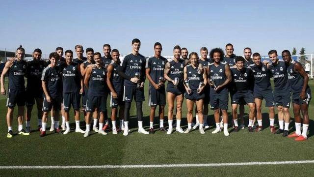 根据目前的情况拜仁明年夏天无意与格雷茨卡续约