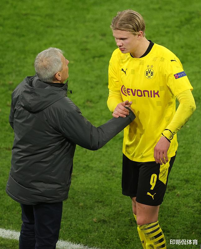 北青：新国足考虑1月初展开集训，分为国内国外两阶段进行（北青：新国足计划于1月初开启集训，分国内与海外两阶段进行）