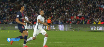 高尔夫俱乐部工作服，选棉还是聚酯纤维？