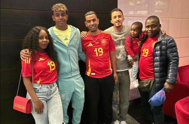 邓加：维尼修斯只能做战术核心，卡塞米罗才配做巴西队队长（邓加：维尼修斯更适合作战术核心，巴西队长应由卡塞米罗担任）