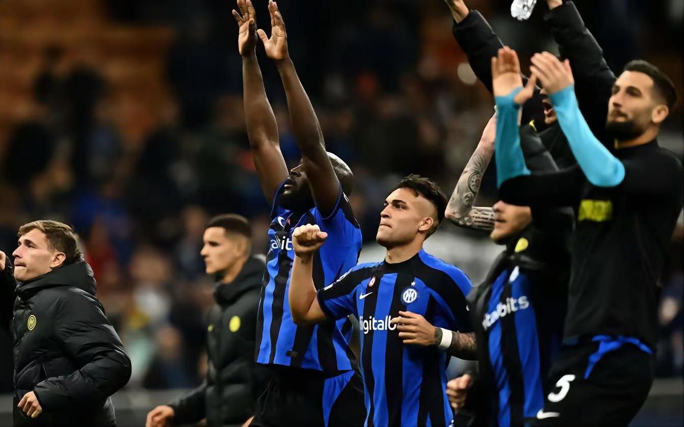 齐沃：种种困难让我们在赢球后更高兴；今天的劳塔罗值得拥抱