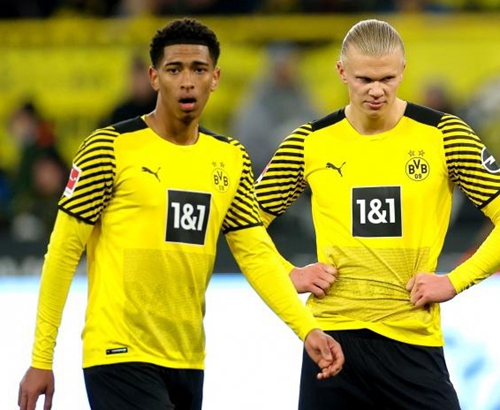 纳帅：施洛特贝克的脚肿了；萨内在欧冠和土超的数据有所提升（纳帅：施洛特贝克脚部肿胀，萨内欧冠与土超数据提升）